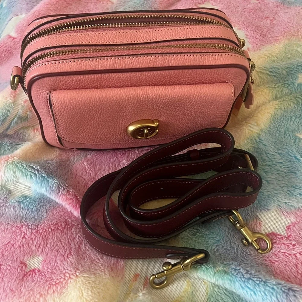 Coach Spring Pink Powder Camera Bag Pouch Swing Zip Crossbody Burgundy purse - Picture 2 of 9